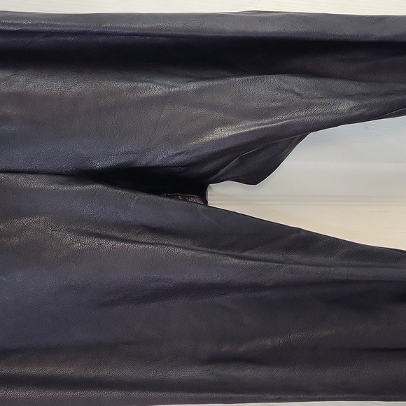 Commando Black Leggings, Size M - Picture 3 of 7